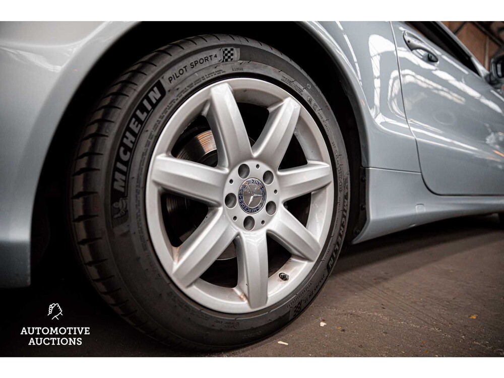 Mercedes-Benz SL500 Roadster 5.0 V8 R230 306PS 2002