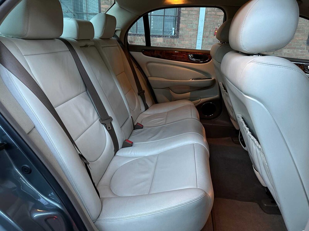 Jaguar XJ Sovereign 4.2 V8 298PK 2005 Youngtimer