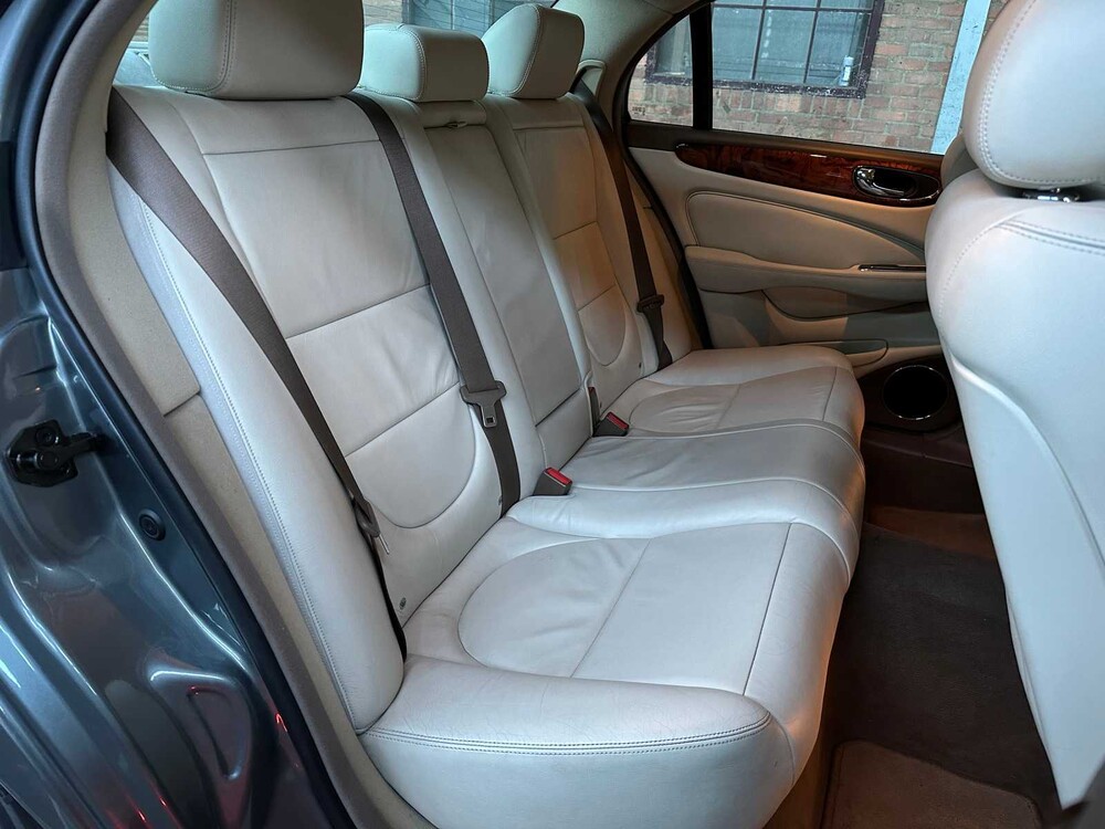 Jaguar XJ Sovereign 4.2 V8 298PK 2005 Youngtimer