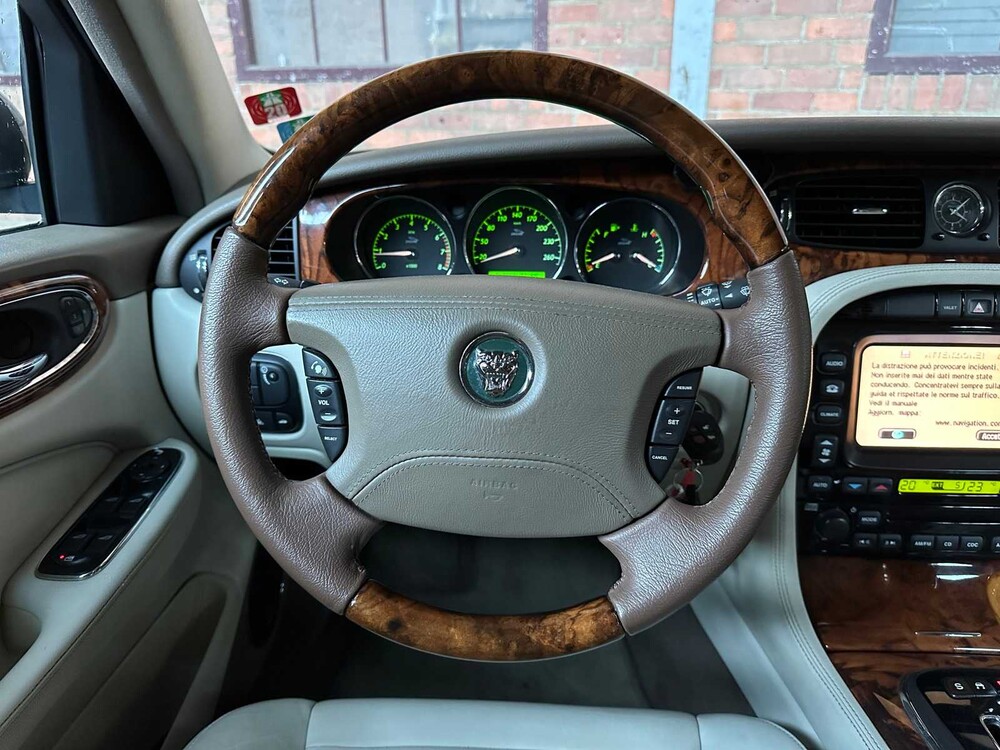 Jaguar XJ Sovereign 4.2 V8 298PK 2005 Youngtimer