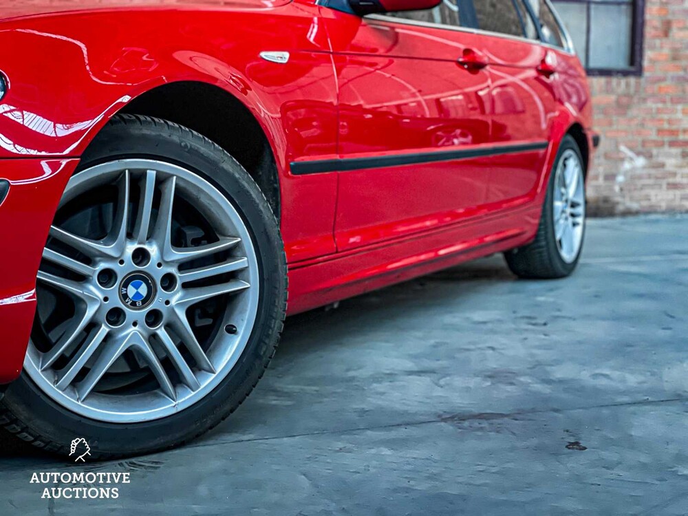 BMW 330xi 231hp 2002 3 Series, K-334-KJ