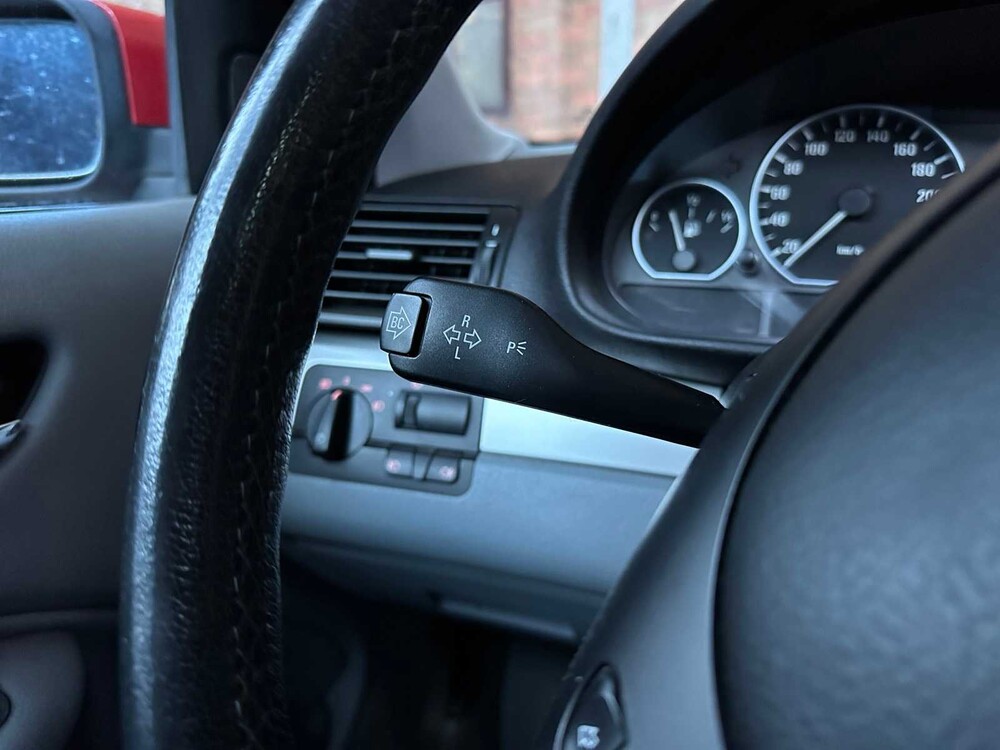 BMW 330xi 231hp 2002 3 Series, K-334-KJ