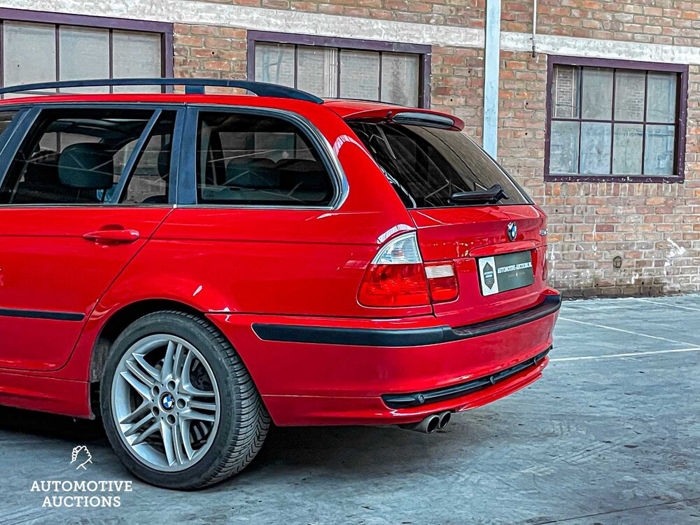 BMW 330xi 231hp 2002 3 Series, K-334-KJ