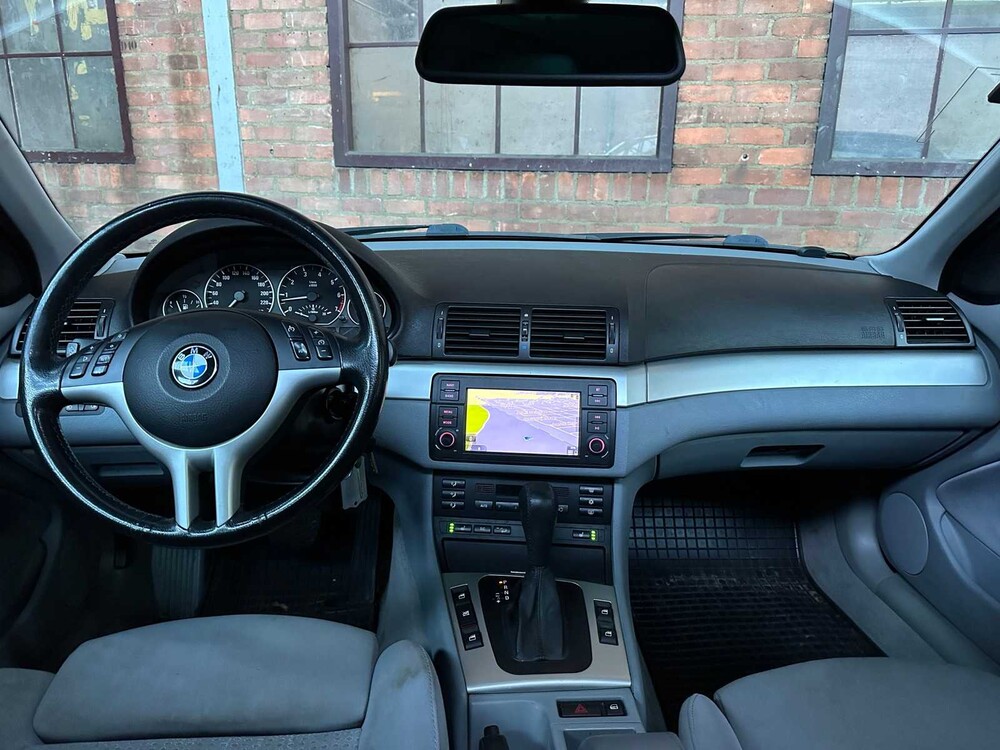 BMW 330xi 231hp 2002 3 Series, K-334-KJ