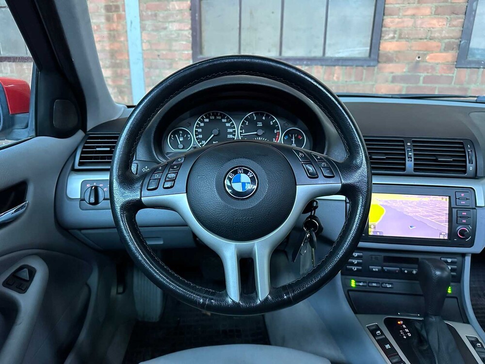 BMW 330xi 231hp 2002 3 Series, K-334-KJ