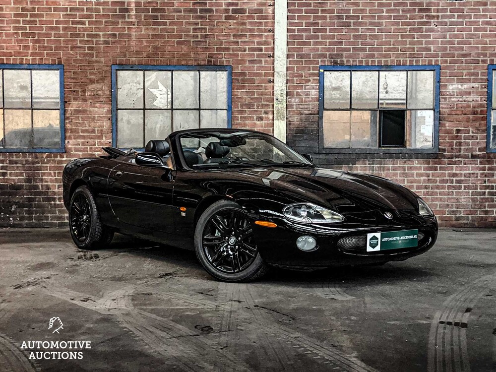 Jaguar XKR 4.2 V8 Convertible 396pk 2003, R-281-XP