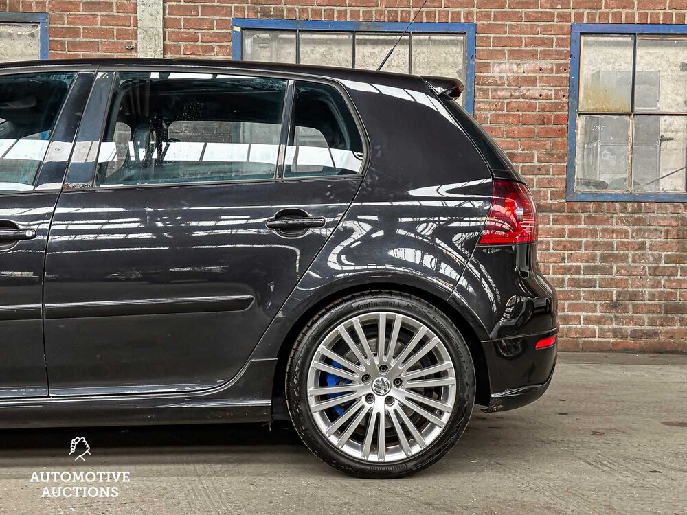 Volkswagen Golf V R32 3.2 V6 250pk 2006