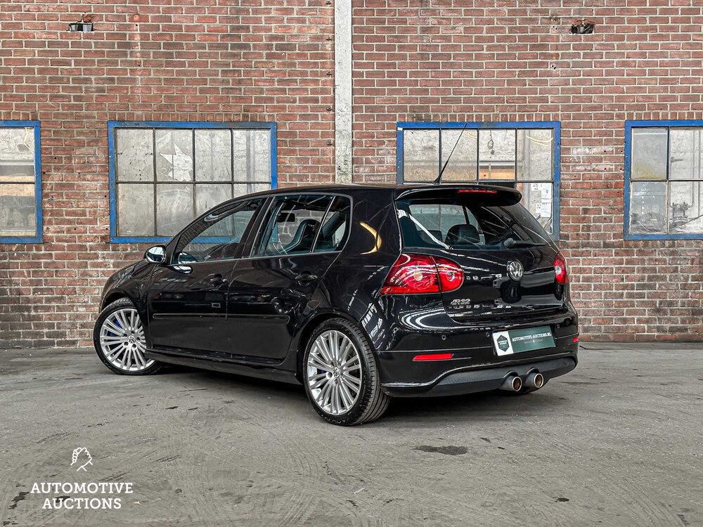 Volkswagen Golf V R32 3.2 V6 250pk 2006