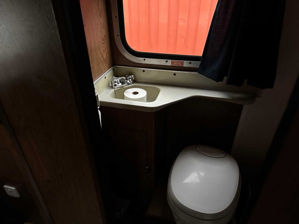 Dodge Winnebago Camper 1973, FZ-69-XY