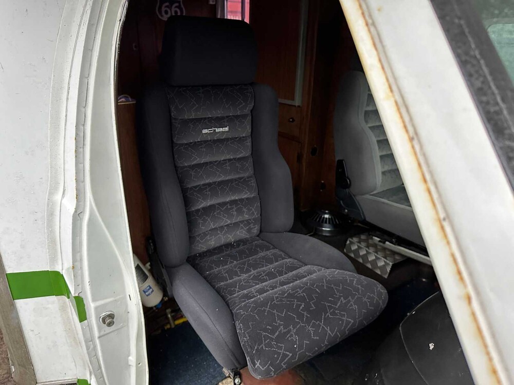 Dodge Winnebago Camper 1973, FZ-69-XY