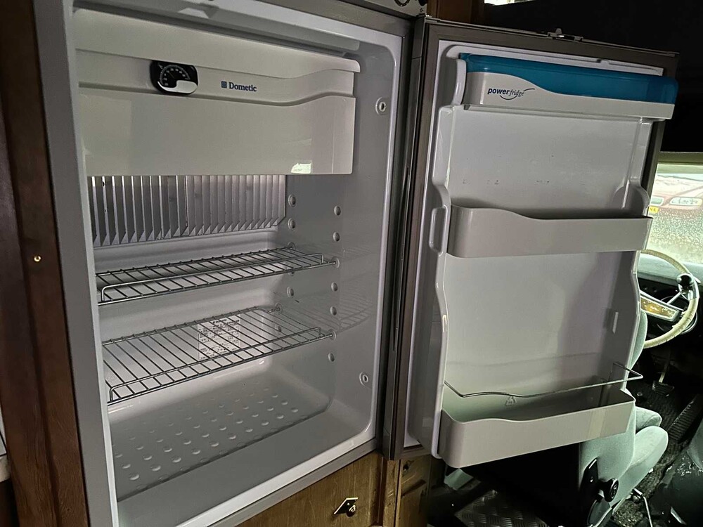 Dodge Winnebago Camper 1973, FZ-69-XY