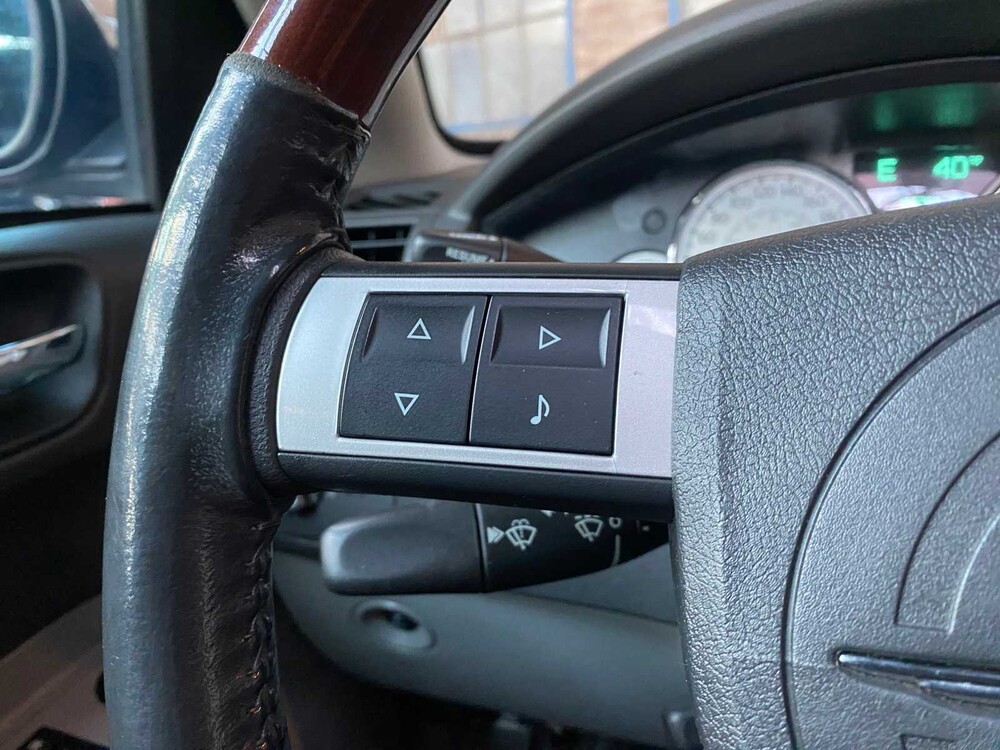 Chrystler 300C HEMI 5.7 V8 340pk 2008 -Youngtimer-