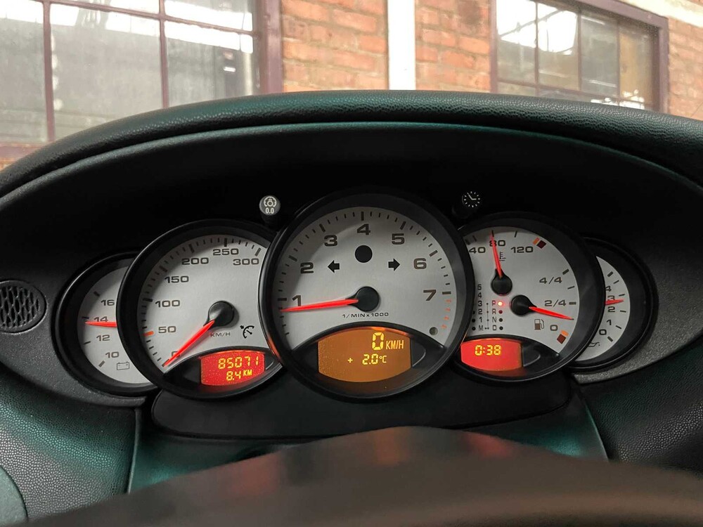 Porsche 911 996 Carrera 3.4 300pk 1999 -Youngtimer-