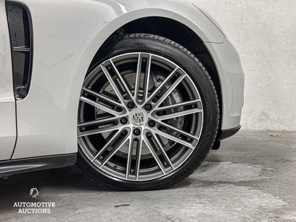 Porsche Panamera Sport Turismo 4 E-Hybrid 2.9 V6 Sport-Chrono 462pk 2018, K-396-ZJ