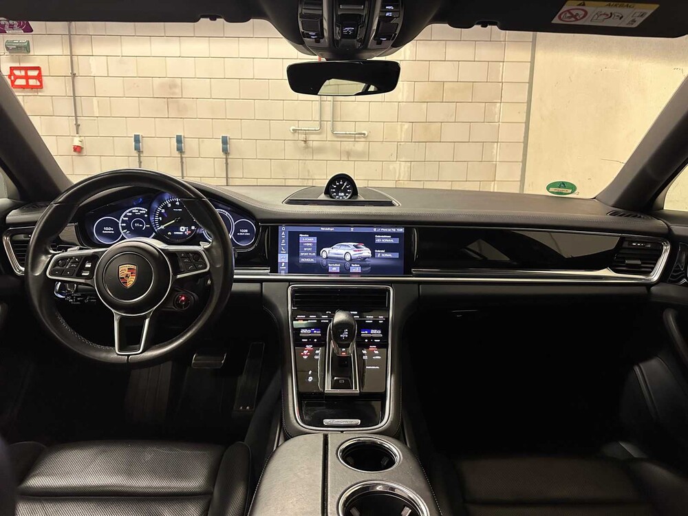 Porsche Panamera Sport Turismo 4 E-Hybrid 2.9 V6 Sport-Chrono 462pk 2018, K-396-ZJ