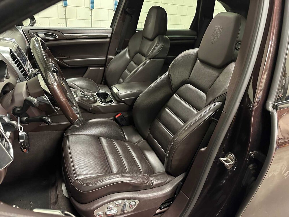 Porsche Cayenne S 4.2 D V8 385pk 2015, NL-Kenteken