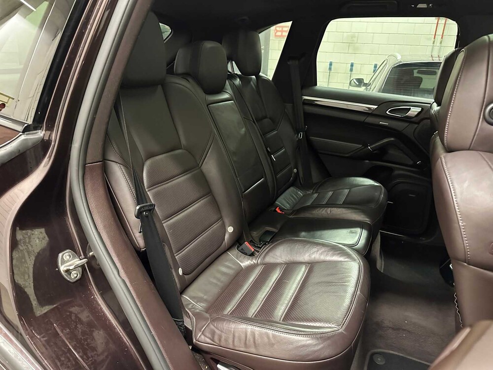 Porsche Cayenne S 4.2 D V8 385pk 2015, NL-Kenteken