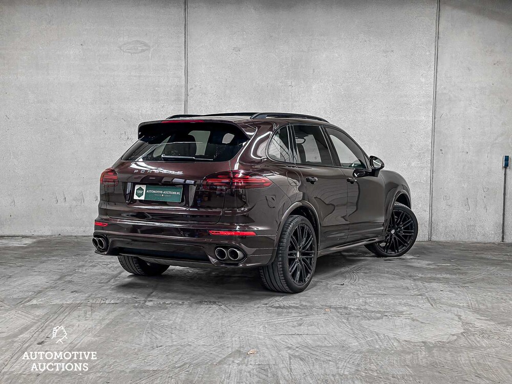 Porsche Cayenne S 4.2 D V8 385pk 2015, NL-Kenteken