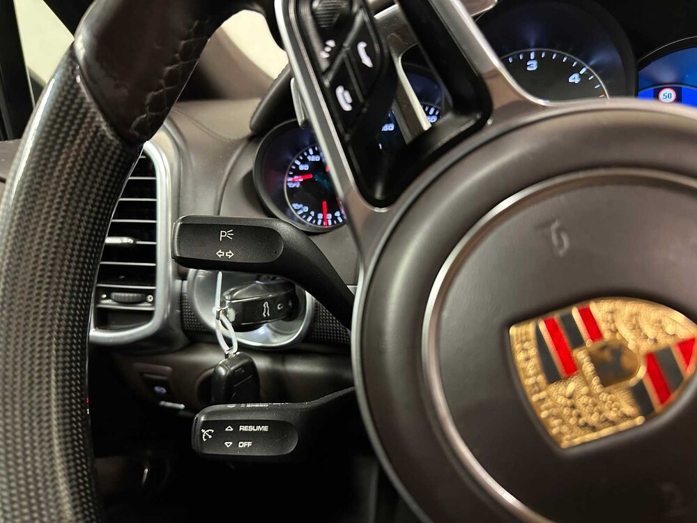 Porsche Cayenne S 4.2 D V8 385pk 2015, NL-Kenteken