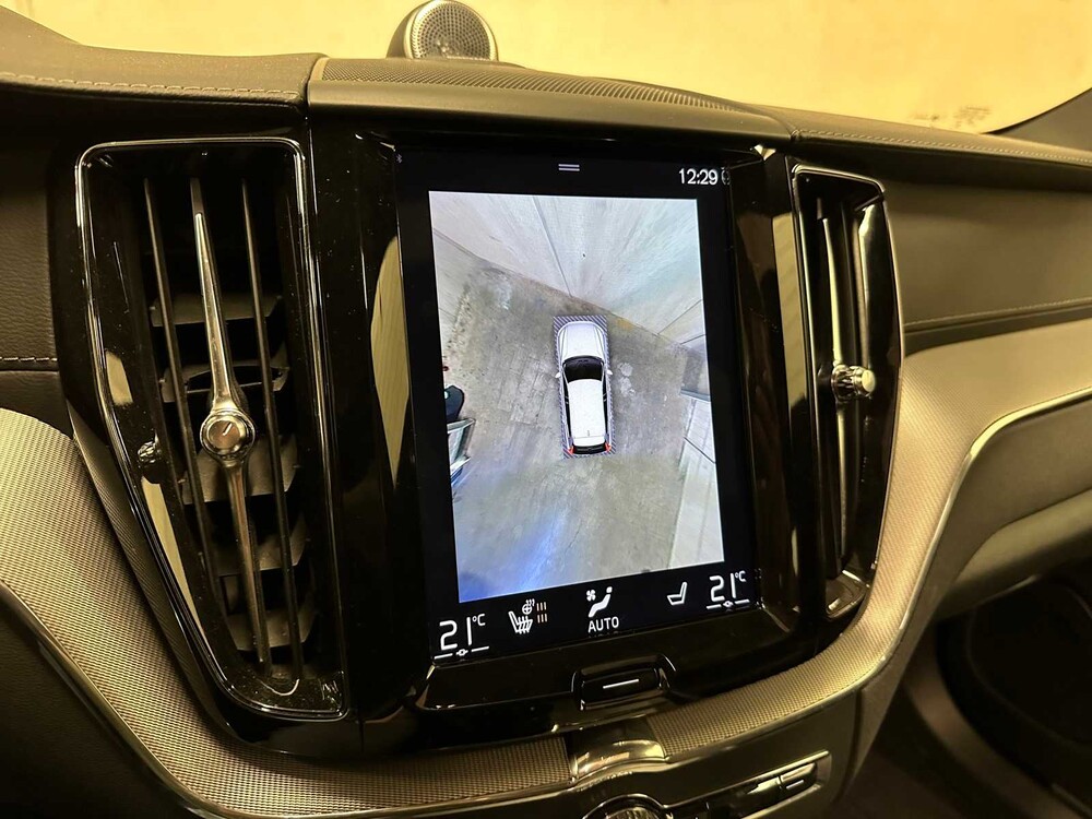 Volvo XC60 2.0 D5 AWD R-Design 235pk 2019 ORIG-NL, XS-033-S