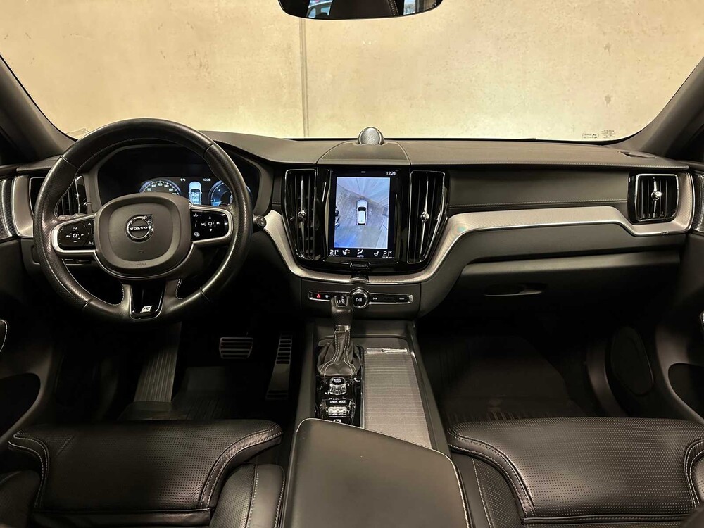Volvo XC60 2.0 D5 AWD R-Design 235pk 2019 ORIG-NL, XS-033-S