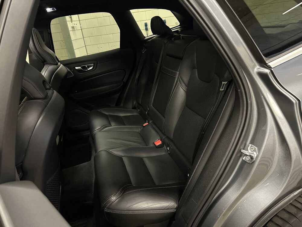 Volvo XC60 2.0 D5 AWD R-Design 235pk 2019 ORIG-NL, XS-033-S