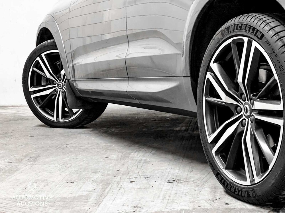 Volvo XC60 2.0 D5 AWD R-Design 235pk 2019 ORIG-NL, XS-033-S