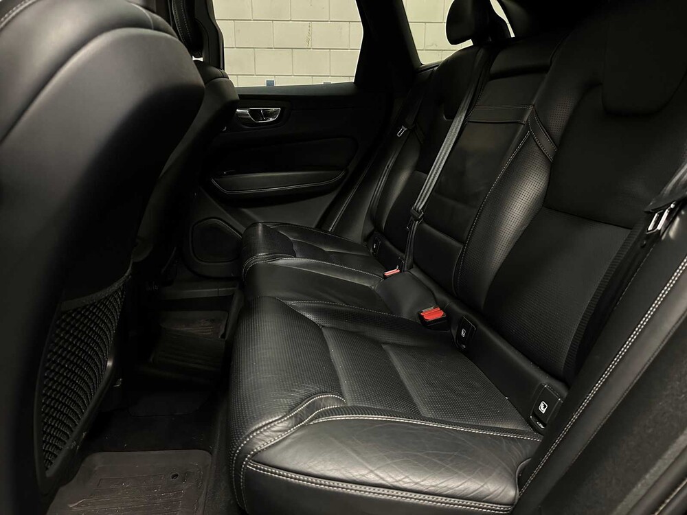 Volvo XC60 2.0 T8 Twin Engine AWD Inscription 320pk 2018 ORIG-NL, RT-437-X
