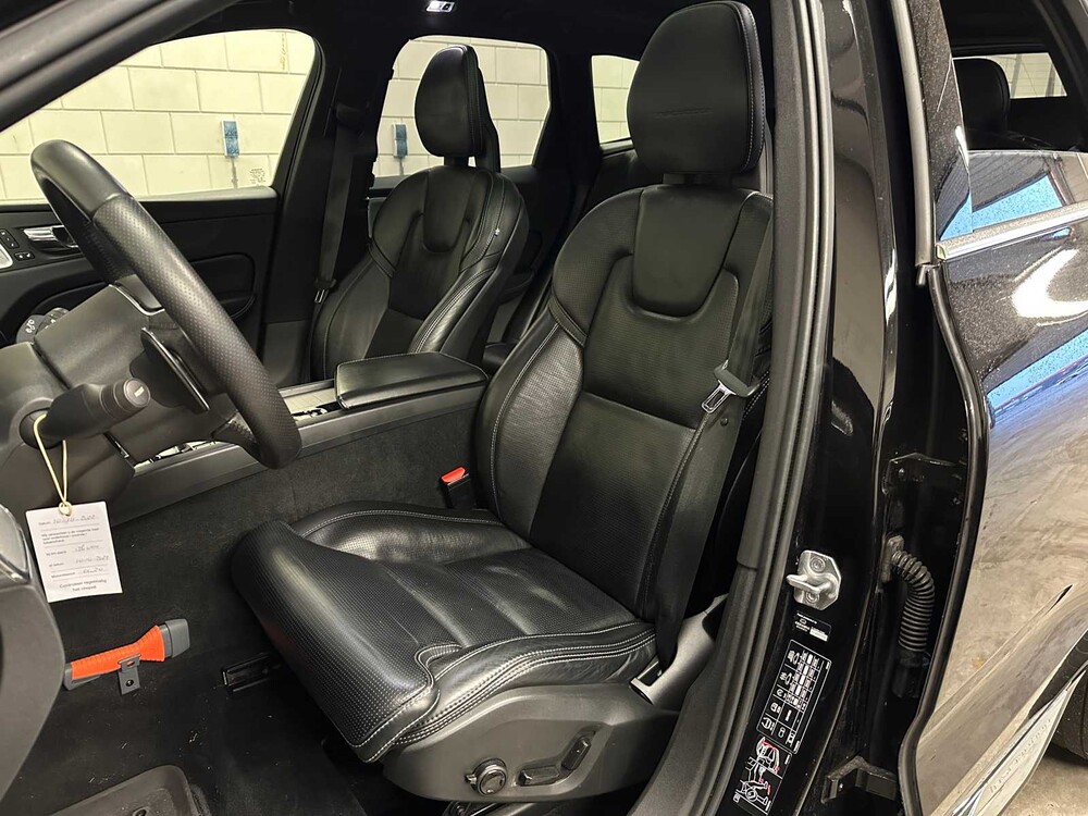 Volvo XC60 2.0 T8 Twin Engine AWD Inscription 320pk 2018 ORIG-NL, RT-437-X