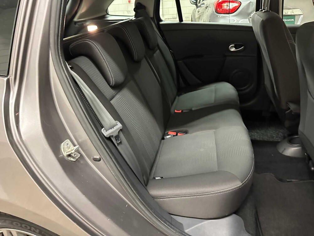 Renault Clio Estate 1.2 TCE 20th Anniversary 101pk 2011, 97-PFV-6