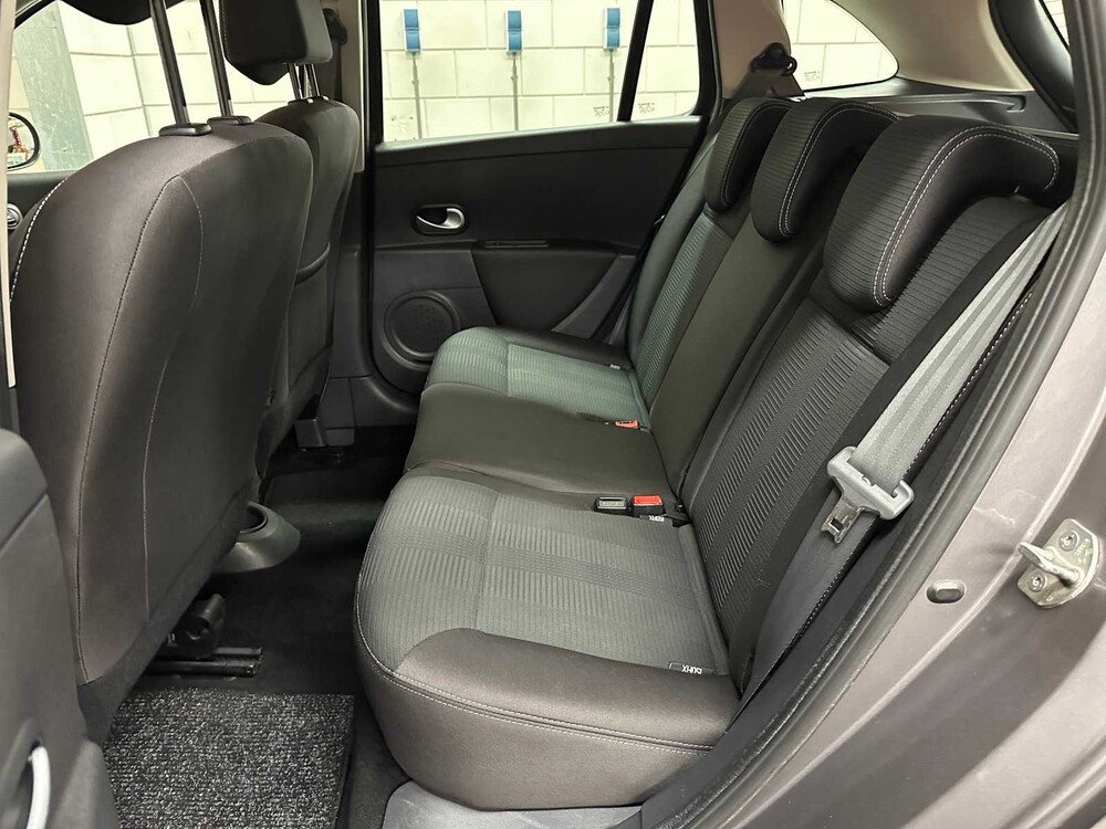 Renault Clio Estate 1.2 TCE 20th Anniversary 101pk 2011, 97-PFV-6