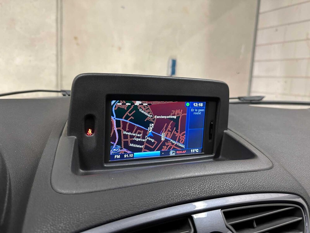 Renault Clio Estate 1.2 TCE 20th Anniversary 101pk 2011, 97-PFV-6