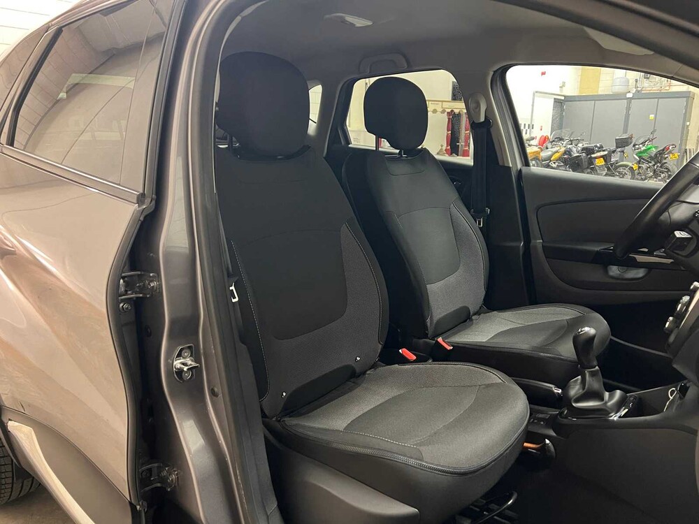 Renault Captur 0.9 TCe Dynamique 90pk 2016 ORIG-NL, KK-414-D