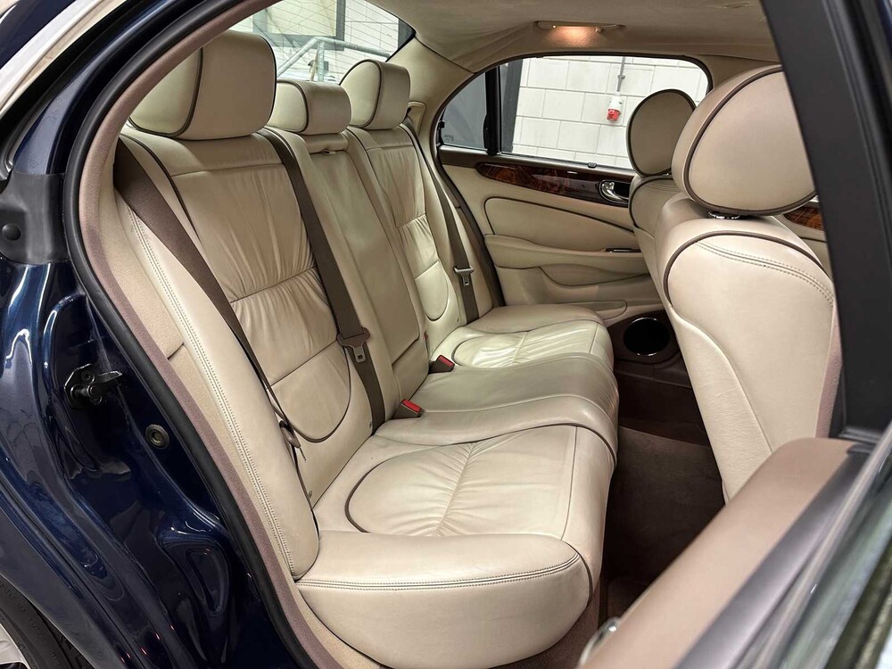 Jaguar XJ 2.7D V6 Sovereign 207pk 2006 ORIG-NL, 95-SJ-SN -Youngtimer-