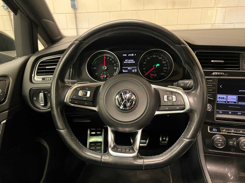 Volkswagen Golf GTE 1.4 TSI 150hp Plug-In Hybrid 2015, JL-237-F