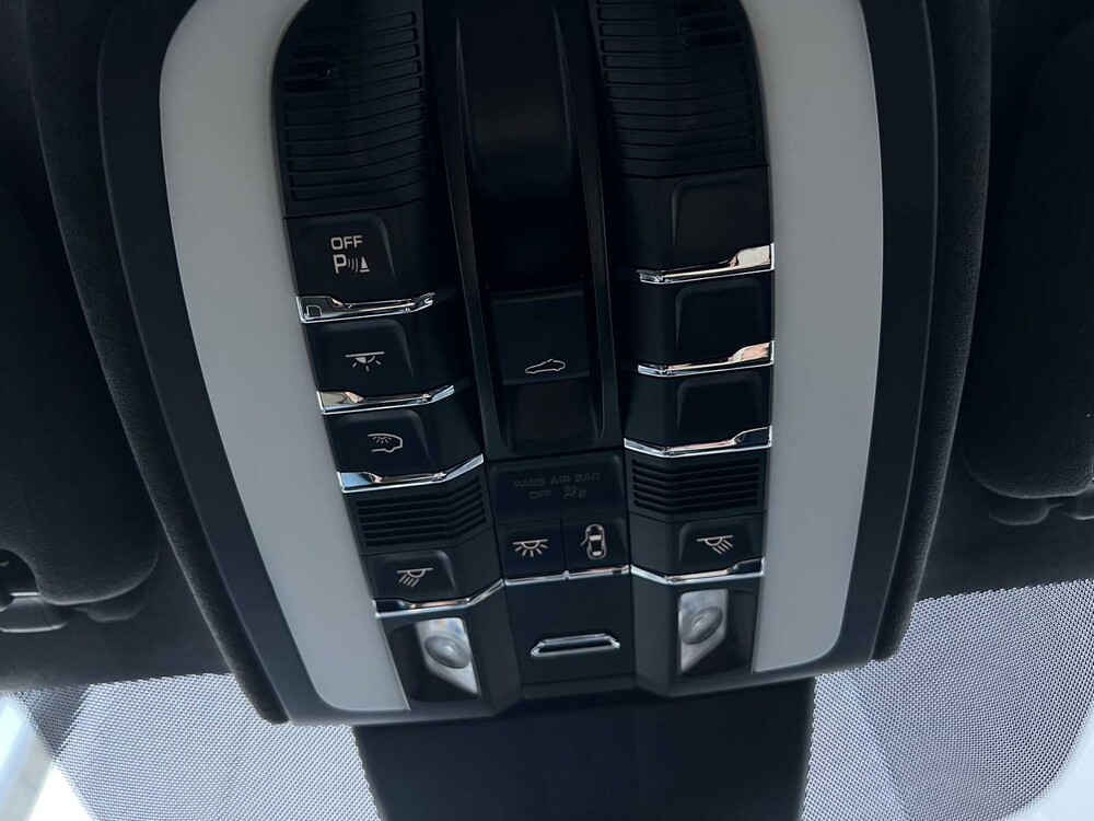 Porsche Cayenne GTS 3.6 V6 Sport-Chrono 441pk 2015 ORIG-NL, GG-843-X