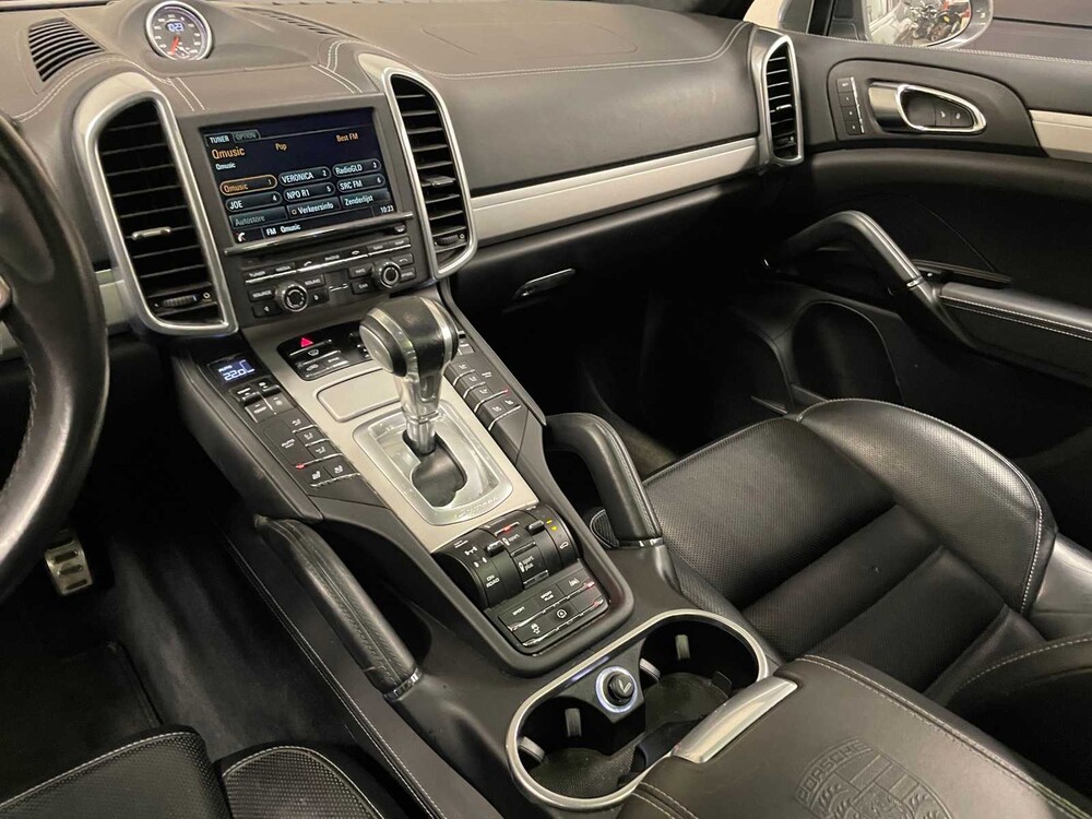 Porsche Cayenne S 4.2 D Sport-Chrono 385pk 2016, RS-055-H