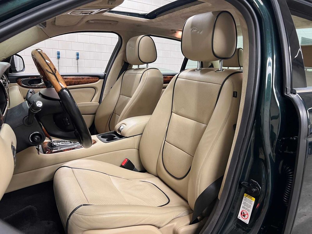 Jaguar XJ8 L 4.2 V8 298pk XJ Executive 2009, T-410-RX