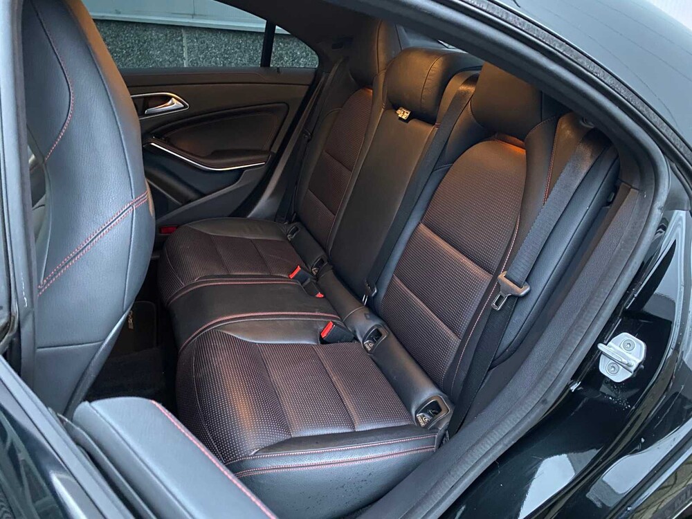 Mercedes-Benz CLA250 AMG CLA-Klasse 250 211pk -Org. NL-, 2-TND-45