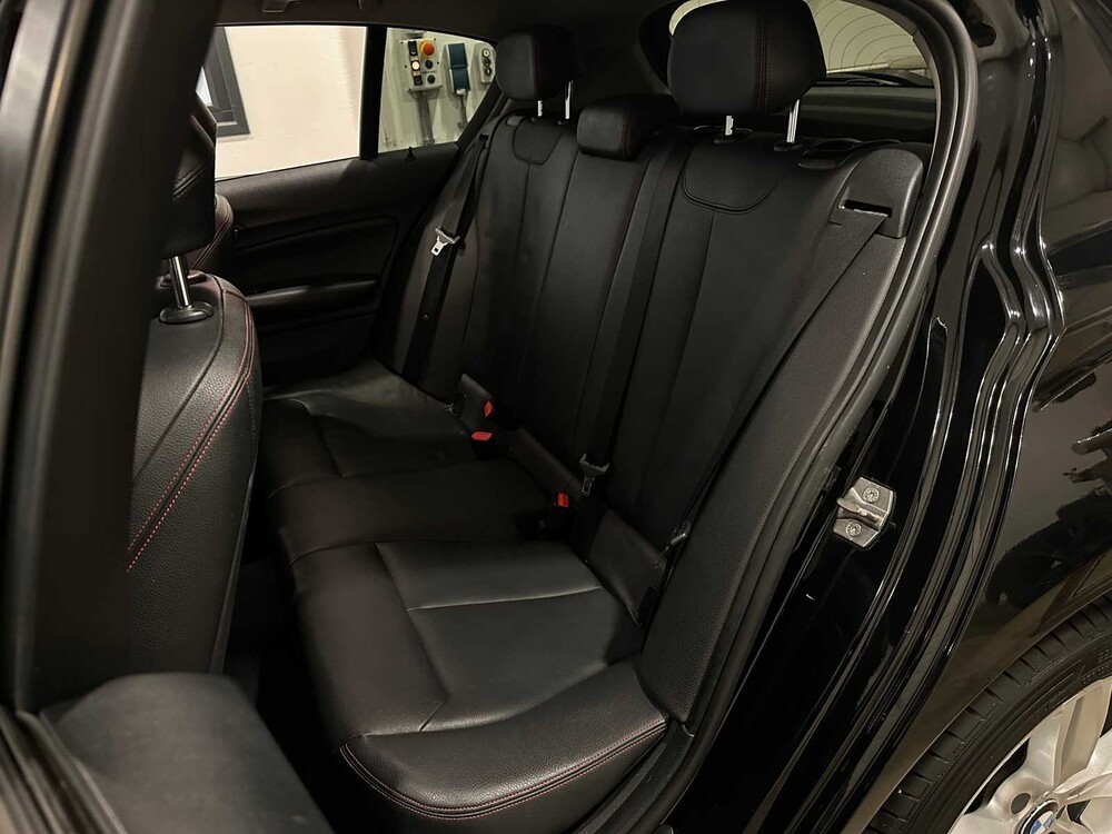 BMW 116i Sport Line Upgrade Edition 136pk 2012 1-serie -Orig. NL-, 54-XZF-8