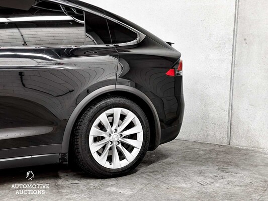 Tesla Model X 75d 6-Sitzer 333PS 2017 -Orig. NL-, PT-595-K