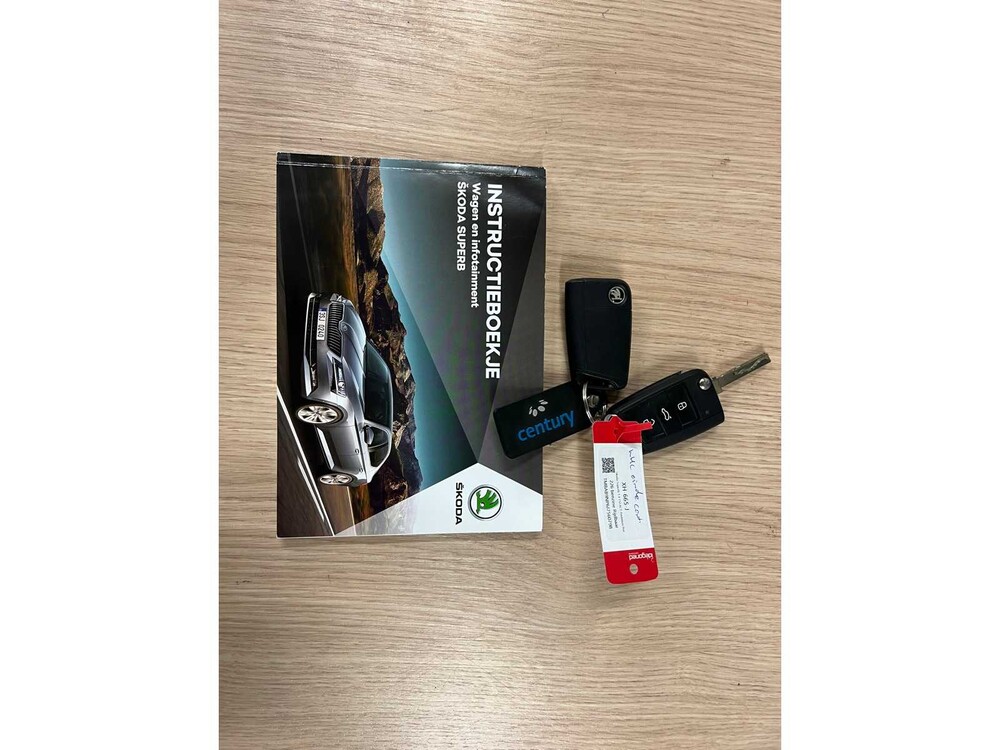 Skoda Superb 1.4 TSI ACT Ambition Business 150PS 2019 ORIG-NL, XH-665-J