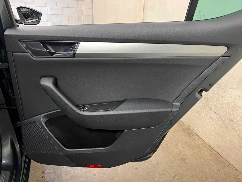 Skoda Superb 1.4 TSI ACT Ambition Business 150pk 2019 ORIG-NL, XH-665-J