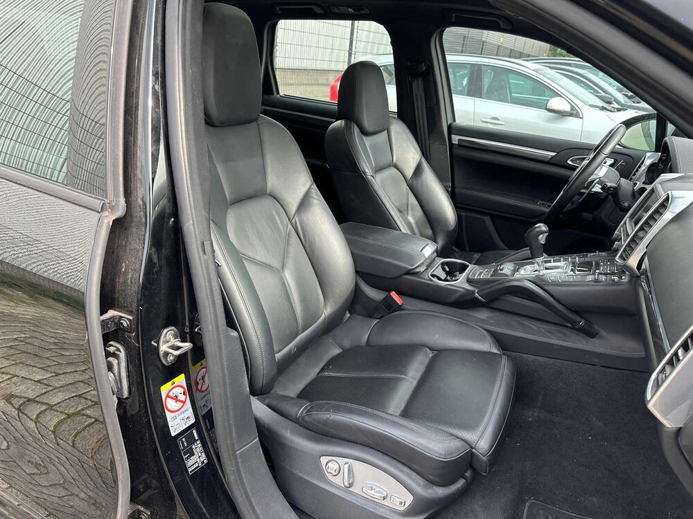 Porsche Cayenne S E-Hybrid 3.0 V6 Sport-Chrono 416pk 2015 -Orig. NL-, HR-498-S