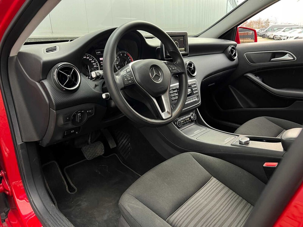 Mercedes-Benz A180 Lease Edition Ambition A-klasse 122pk 2014, NZ-817-H