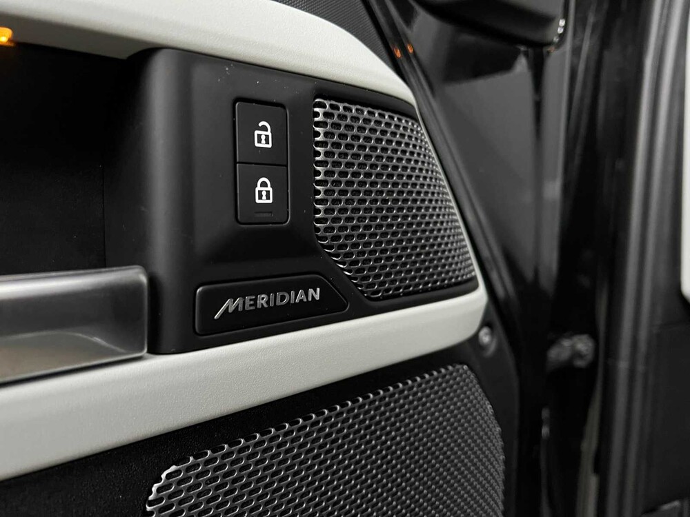 Land Rover Defender P400e SE Hybrid 404pk 2023 -Fabrieksgarantie-