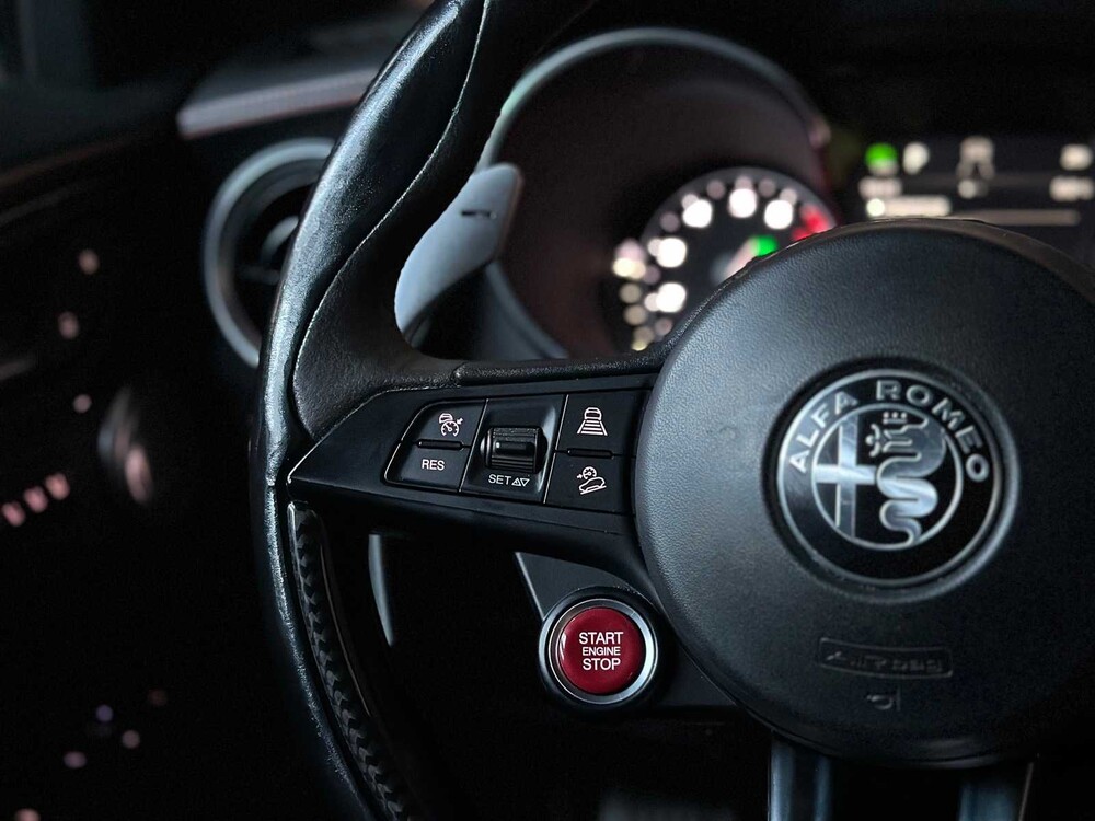 Alfa Romeo Stelvio QUADRIFOGLIO 2.9 V6 -FERRARI ENGINE- AWD 510pk 2018, L-684-LG