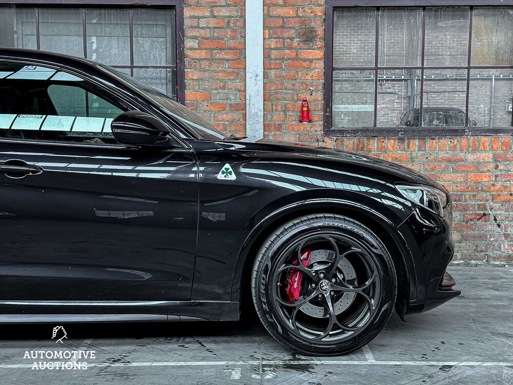 Alfa Romeo Stelvio QUADRIFOGLIO 2.9 V6 -FERRARI ENGINE- AWD 510pk 2018, L-684-LG