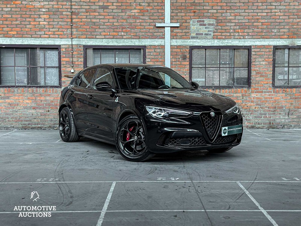 Alfa Romeo Stelvio QUADRIFOGLIO 2.9 V6 -FERRARI ENGINE- AWD 510pk 2018, L-684-LG