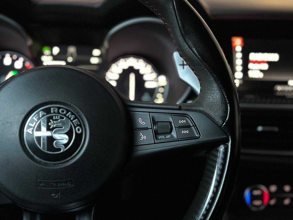 Alfa Romeo Stelvio QUADRIFOGLIO 2.9 V6 -FERRARI ENGINE- AWD 510pk 2018, L-684-LG